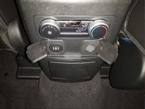 Used 2023 Ford Explorer XLT w/ Equipment Group 202A image 14