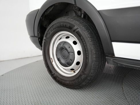 Used 2019 Ford Transit 250 130 Low Roof image 42