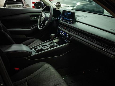 Used 2025 Honda Accord LX image 13