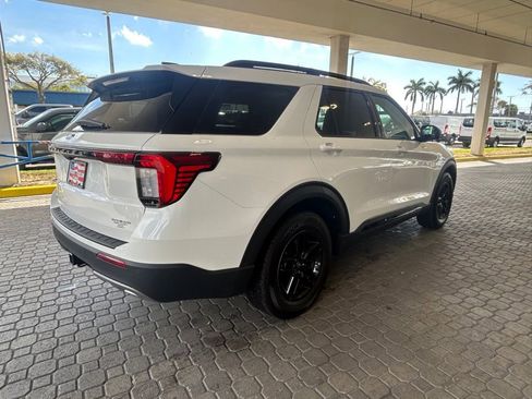 New 2026 Ford Explorer Active w/ Active Comfort Package RWD image 4