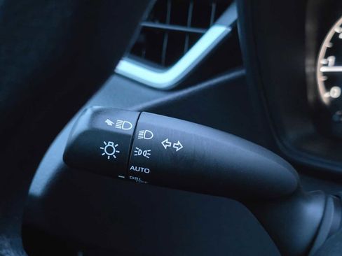 Used 2024 Toyota Corolla LE image 34