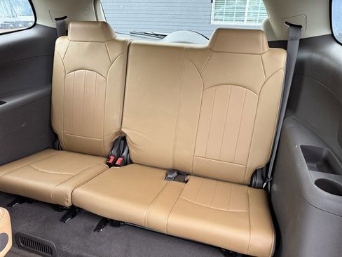 Used 2016 Buick Enclave Premium w/ Experience Buick Package image 28