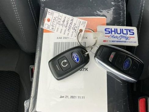 Used 2021 Subaru Forester Premium AWD/4WD image 22