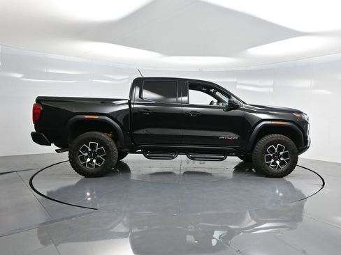 Used 2024 GMC Canyon AT4X image 39