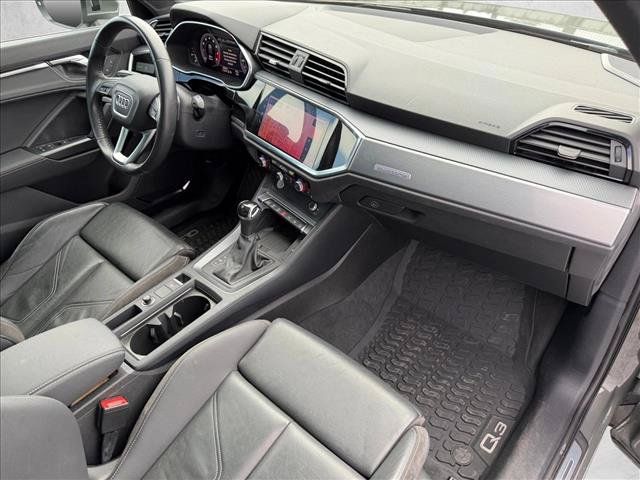 Used 2020 Audi Q3 2.0T Prestige w/ Prestige Package AWD/4WD image 25