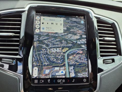 Certified 2023 Volvo XC90 T8 Plus w/ Protection Package Premier image 20