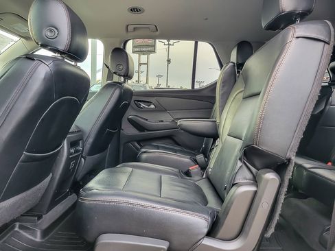 Certified 2020 Chevrolet Traverse LT image 10