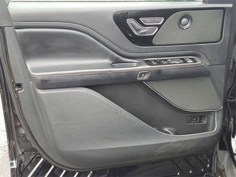 Used 2020 Lincoln Aviator Reserve w/ Elements Package Plus image 21