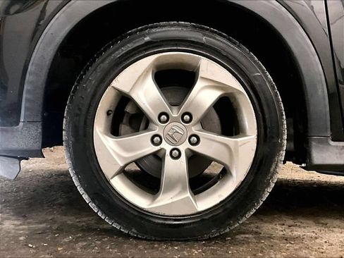 Used 2017 Honda HR-V EX image 9
