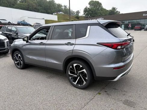 Used 2022 Mitsubishi Outlander SEL Black Edition AWD/4WD image 3