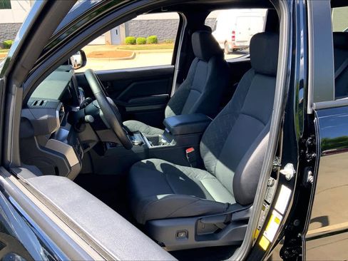 Used 2024 Toyota Tacoma SR5 image 8