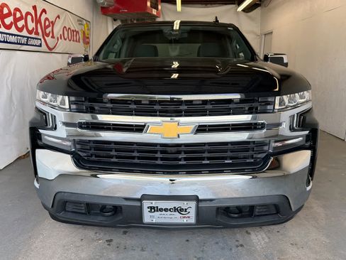 Used 2020 Chevrolet Silverado 1500 LT w/ Texas Edition image 3