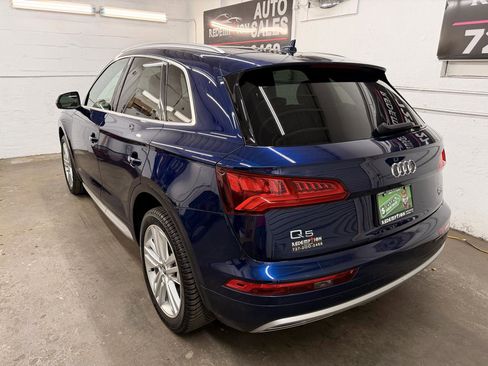Used 2018 Audi Q5 2.0T Premium Plus w/ Premium Plus Package AWD/4WD image 3