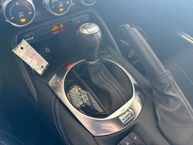 Used 2025 MAZDA MX-5 Miata RF Grand Touring RWD image 18