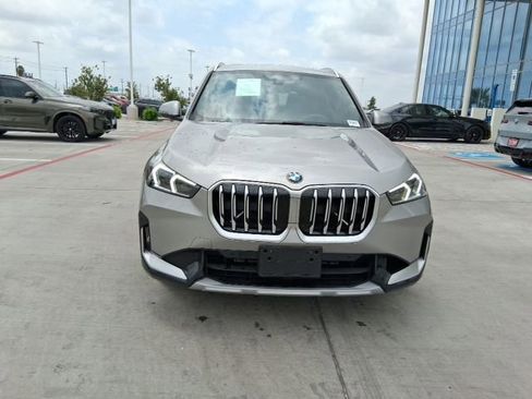 Used 2025 BMW X1 xDrive28i AWD/4WD image 2