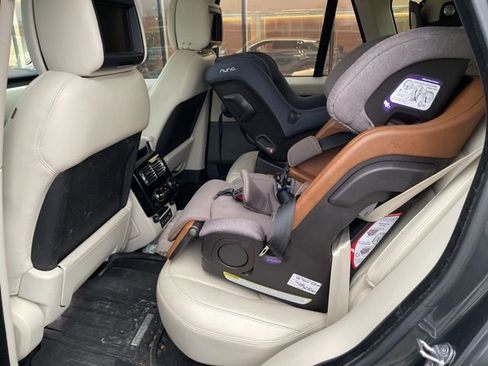 Used 2018 Land Rover Range Rover Supercharged image 3