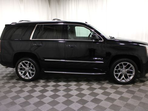 Used 2018 GMC Yukon Denali w/ Open Road Package AWD/4WD image 34