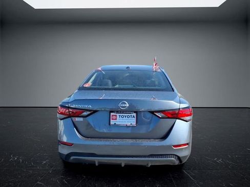 Used 2025 Nissan Sentra SV w/ Trunk Package FWD image 4