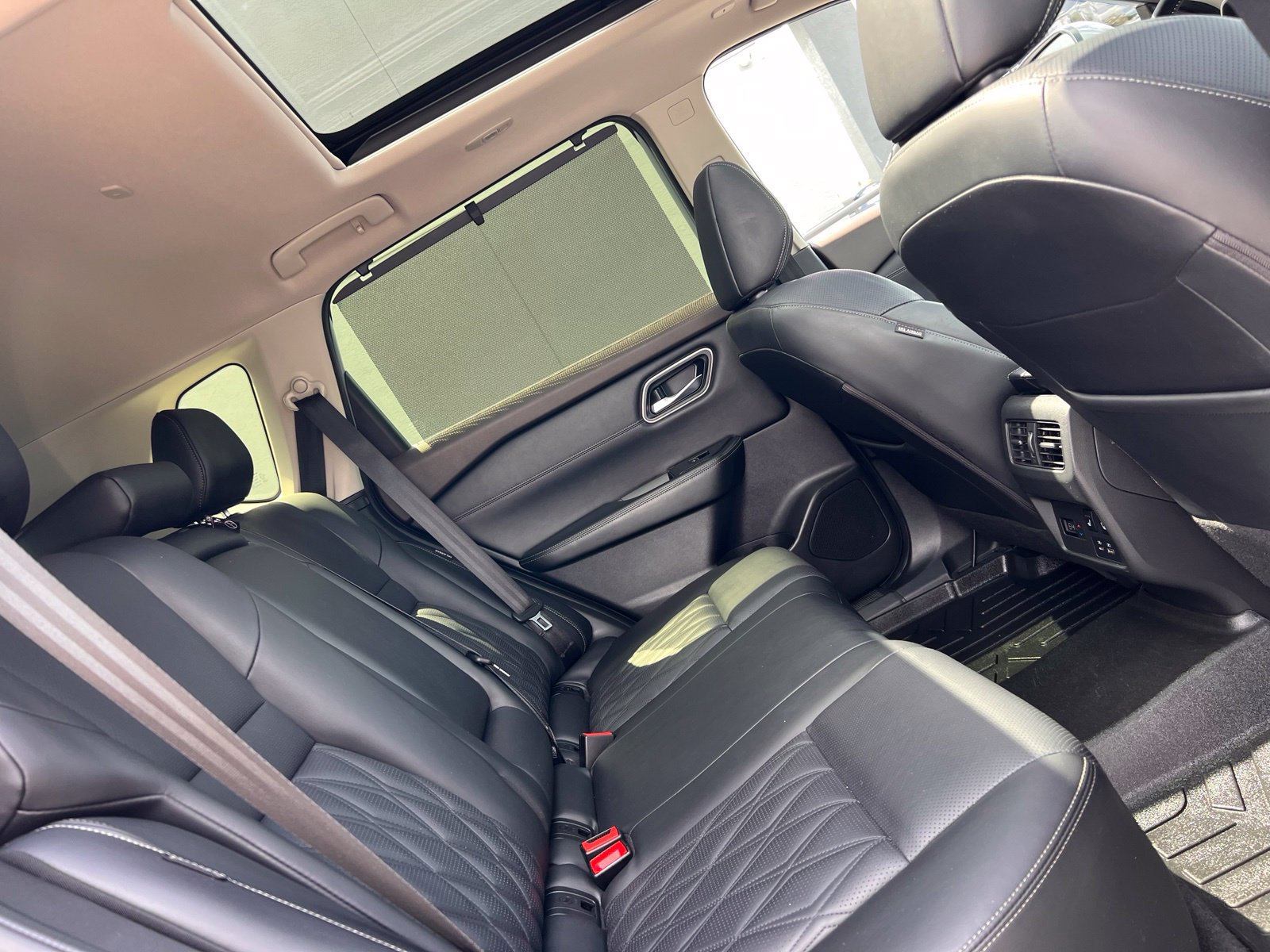 Used 2023 Nissan Rogue Platinum w/ Platinum Premium Package FWD image 59