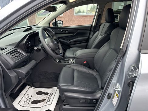 Used 2025 Subaru Ascent Bronze Edition image 10