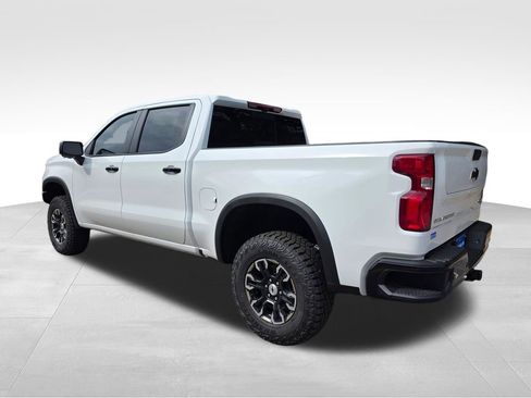 New 2026 Chevrolet Silverado 1500 ZR2 AWD/4WD image 5