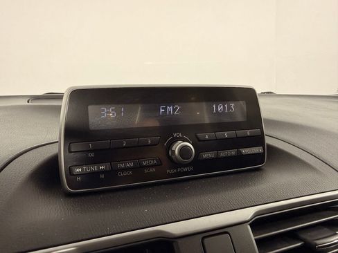 Used 2014 MAZDA MAZDA3 i Sport FWD image 6