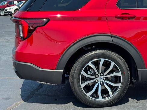 New 2025 Ford Explorer ST-Line image 21