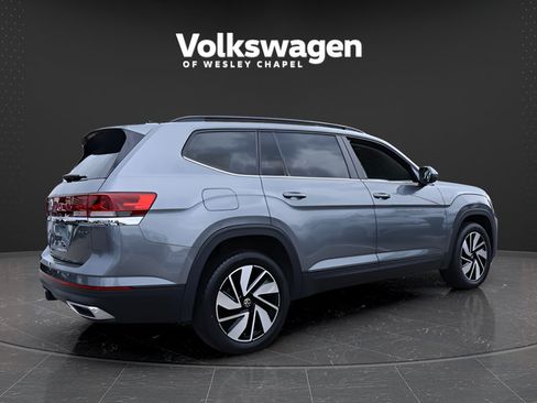 Certified 2025 Volkswagen Atlas SE AWD/4WD image 9