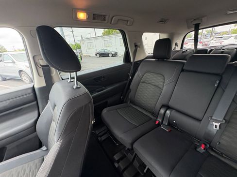 Used 2025 Nissan Pathfinder SV AWD/4WD image 42