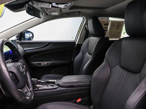 Certified 2025 Lexus NX 350 AWD w/ Premium Package image 18
