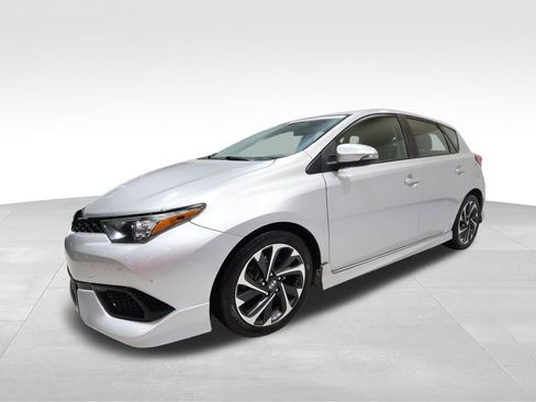 Used 2016 Scion iM image 6
