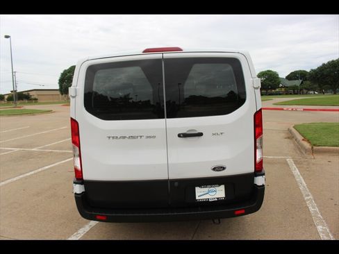 Used 2023 Ford Transit 350 XLT RWD image 4