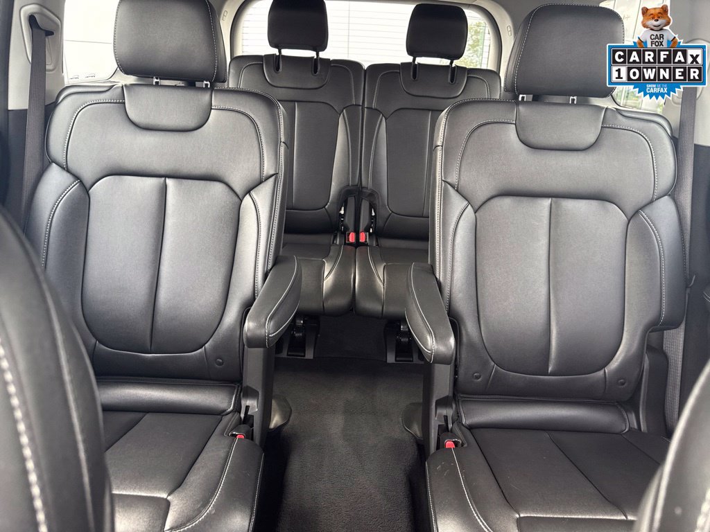 Used 2023 Jeep Grand Cherokee L Limited AWD/4WD image 28