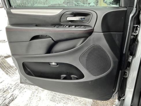 Used 2019 Dodge Grand Caravan GT image 8