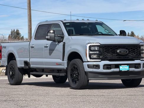 New 2026 Ford F350 Lariat w/ Black Appearance Package AWD/4WD image 16