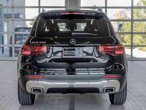Certified 2025 Mercedes-Benz GLB 250 image 14