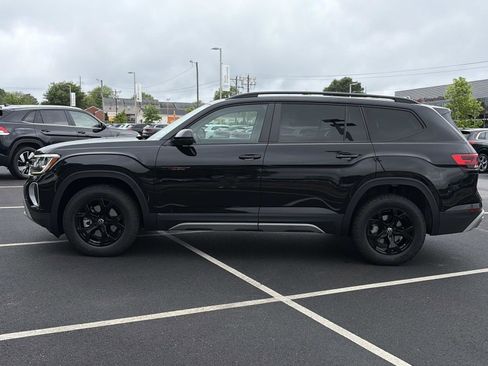 New 2026 Volkswagen Atlas Peak Edition AWD/4WD image 4