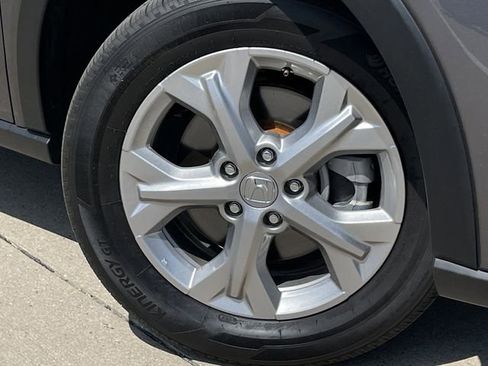 Used 2025 Honda HR-V LX image 8