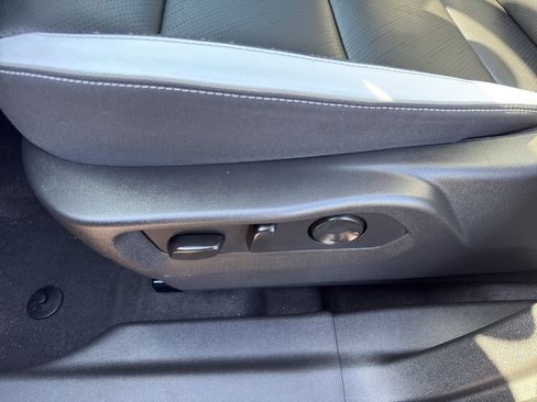 Used 2025 Buick Envision Sport Touring image 16