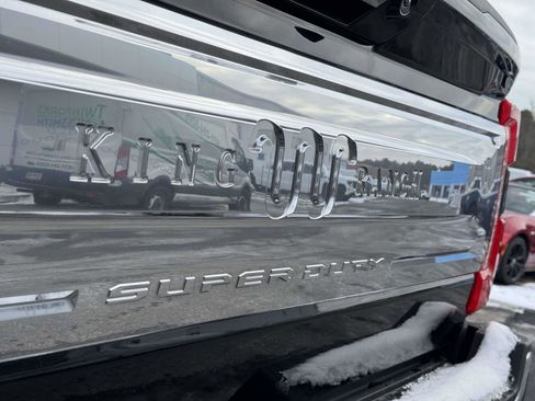Used 2023 Ford F450 King Ranch w/ Chrome Package image 13