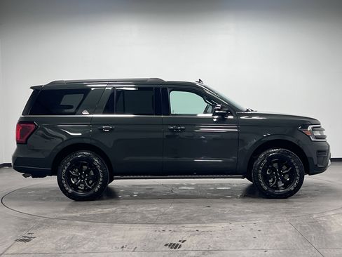 Used 2022 Ford Expedition Timberline image 9
