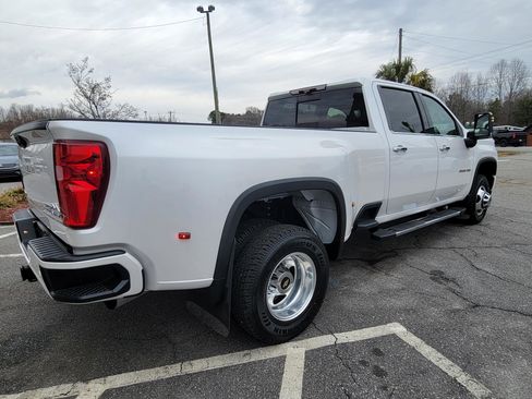 Used 2020 Chevrolet Silverado 3500 High Country image 18