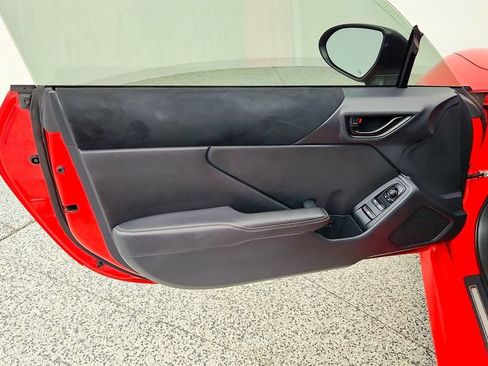 Used 2022 Toyota GR86 Premium RWD image 10