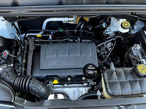 Used 2020 Buick Encore Preferred w/ Safety Package image 31