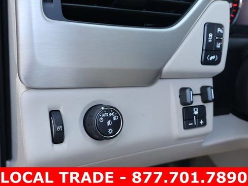 Used 2015 GMC Yukon Denali image 23
