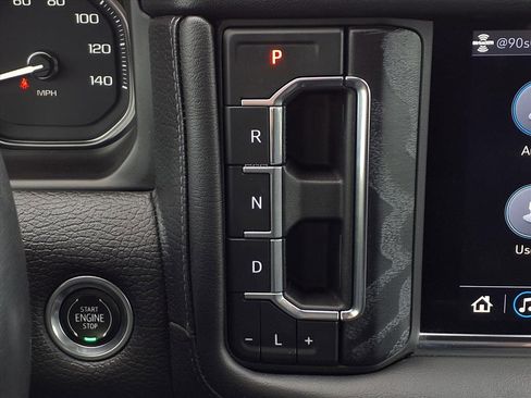 Used 2021 GMC Yukon Denali w/ Denali Premium Package image 23