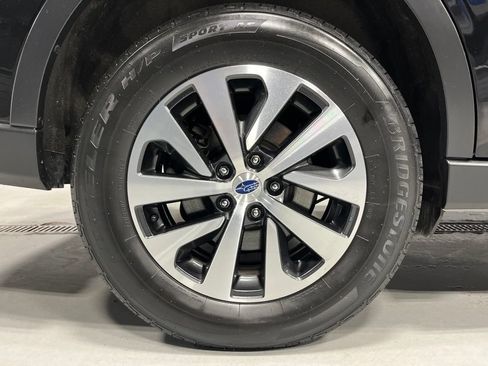 Used 2020 Subaru Outback Premium w/ Popular Package #1 AWD/4WD image 42