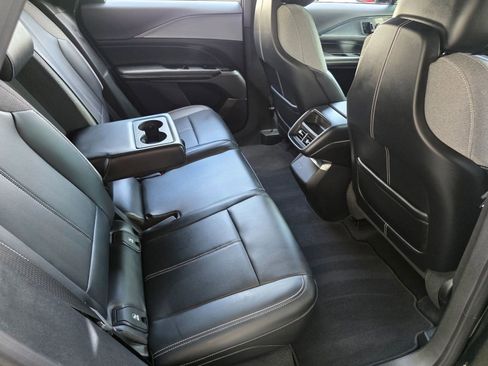 Used 2024 Cadillac Lyriq Tech RWD image 30