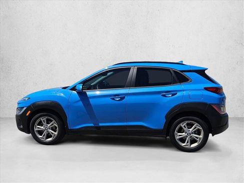 Used 2022 Hyundai Kona SEL w/ Cargo Package FWD image 9