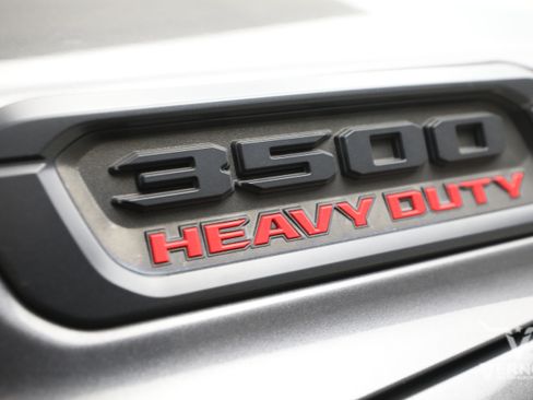 Used 2023 RAM 3500 Big Horn w/ Night Edition AWD/4WD image 11